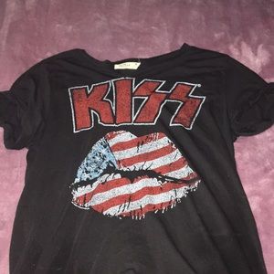 KISS band tee